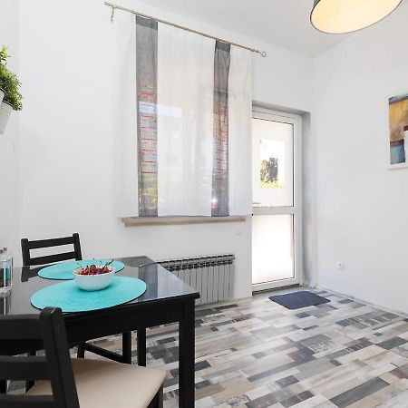 Design Apartment Novigrad Istria エクステリア 写真