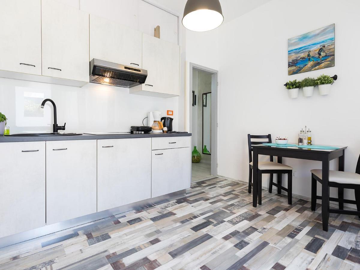 Design Apartment Novigrad Istria エクステリア 写真